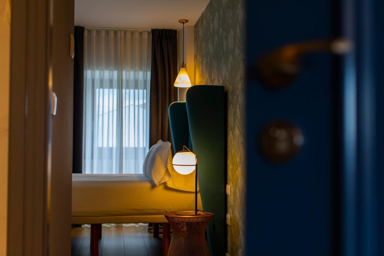 Hotel Javier Montero Ribadeo Exteriör bild